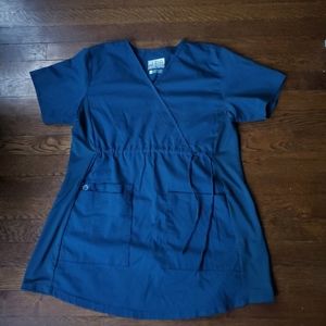 Maternity scrub top--Wonderwink in Carribean blue